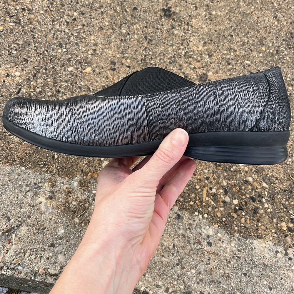 Dansko Metallic Black Flats - Picture 4 of 13